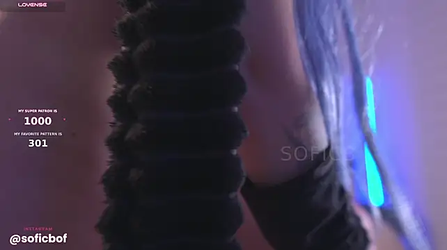 Sofi_sc - GEMINIS ON BOOBS!