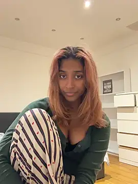DonnaShy - Pillow ride🫦