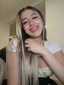 Eva_222 - SPANKS MY ASSX10