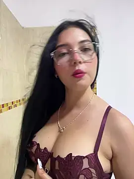 Julianne_valerin - didlo doggy