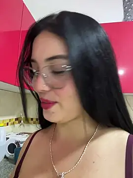 Julianne_valerin - GOTICS MILK BOOBS