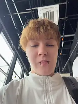 IceMur - Dildo in pussy