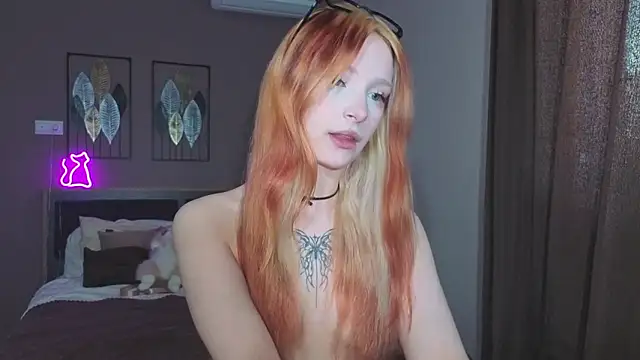 KatryVens - Make me flash my sexy nipples