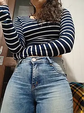 Lupita_sol - Masturbation dildo in pussy