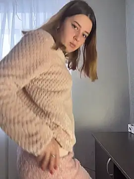 KiraSakura - TAKE OFF PANTS