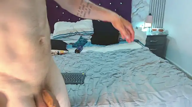 DerekJamees - play with her breasts