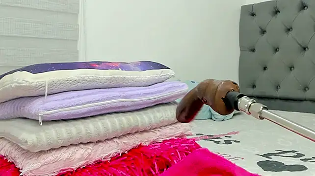 Elizabeth_18_ - BIG SQUIRT