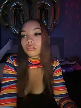 Nikkiloveee - ride it 🎢💦& backshots