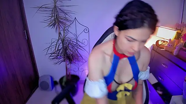 Lunlunera - Undress me and make me yours