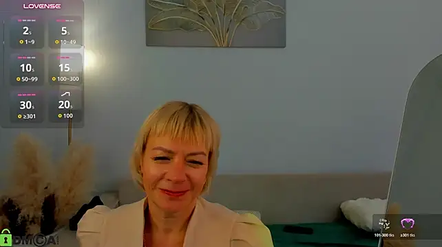 Ann_Annise - Take off my wet panties
