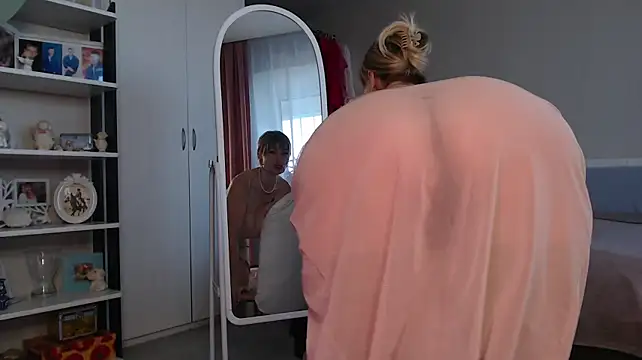 JuliaVilnet - HAPPY BYRTHDAY JULIA <333