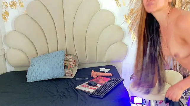 Venusdemonaco - FINGER SHOW SEXY 🔥😋