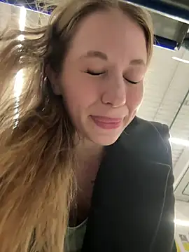 Olivia_Jemison - Spit on my tits + smear it