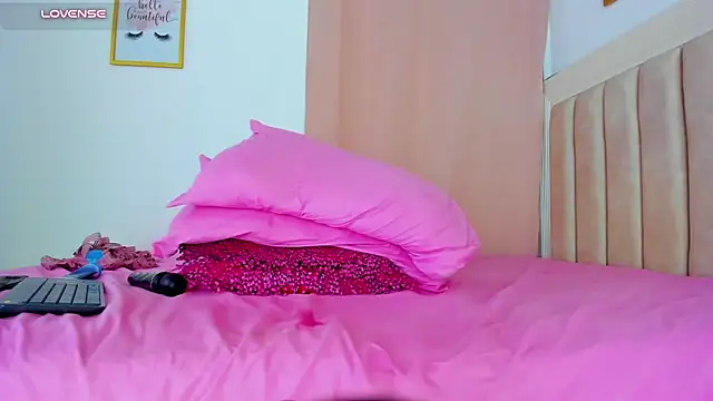 Fabianacutee - fingers in my pussy