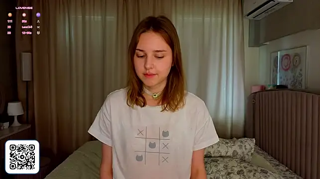 SunnySikarskie - even more cum and two fingers