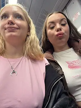 Elfi_InPublic