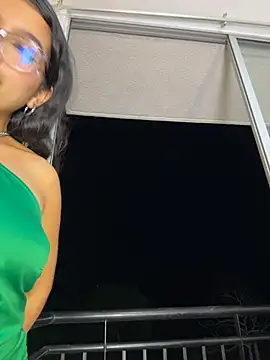 Gia_cutee - show your ass open Gia