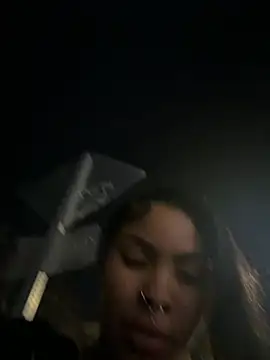 Asianpersuasionx - Show toes🥹💕