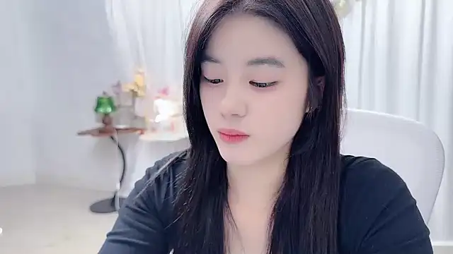 Nicoa2026 - 想和你在花海里牵手漫步