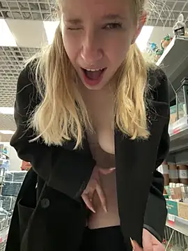 Michelle_lovique - SUCK DILDO WITH DROPPING SALIVA ON TITS