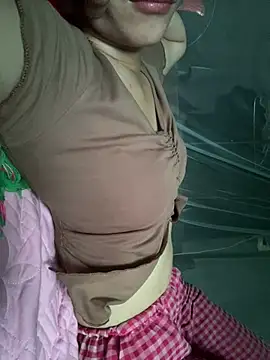 Bunny_9x - Giúp em để em show 🦋🦋 đi nào anh yêu