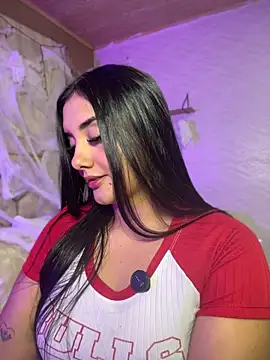 Amaliadaltonn - completely naked show covered in oil 🔥