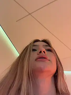 Ariannaa_1 - Hi Ari 🥰