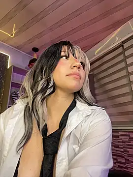 Saraa-Love - OIL TITS + BOUNCE