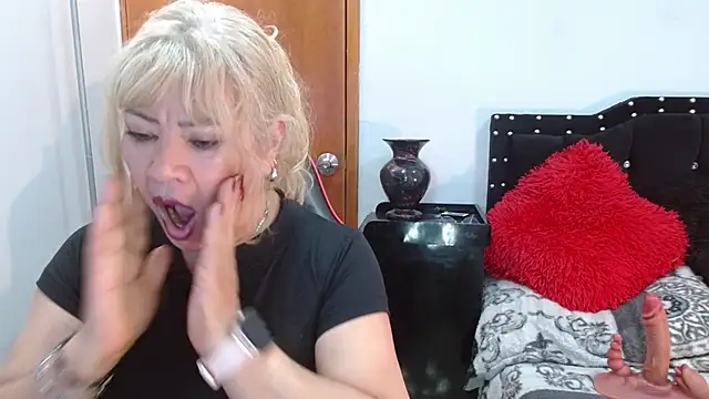 Ursulawhite69 - SQUIRT RAIN