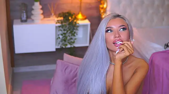 Juicy_Jessye - Fill me up with pleasure