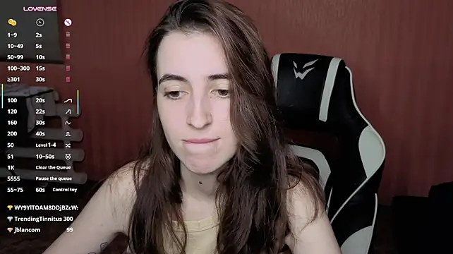 Reaissss - completely naked