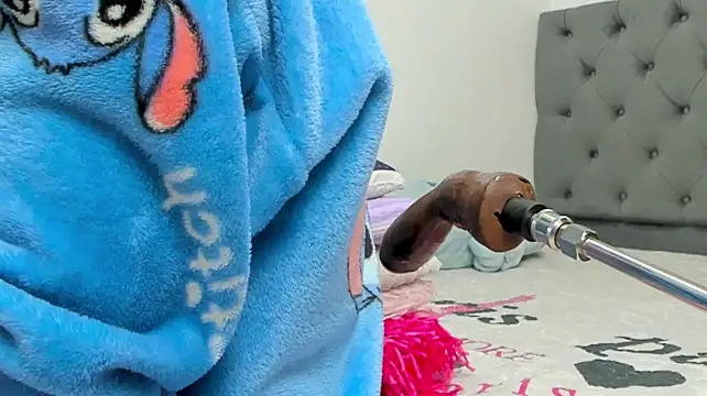 Elizabeth_18_ - BIG SQUIRT