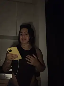 Pretty_Isadora - Silencio, personas cerca