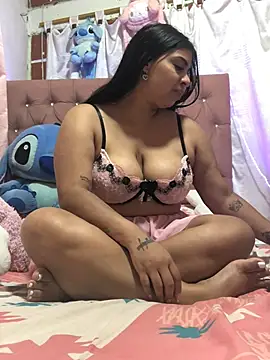 Rachellcooperrr - Oil the ass spank ass spank tits
