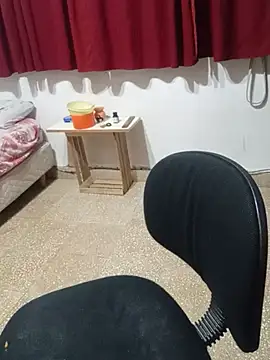 Ladyrolinga - masturbacion con jueguete y squirt
