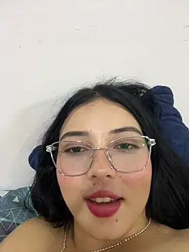 Julianne_valerin