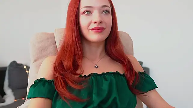MiaRouge - DOGGY+SPANKS
