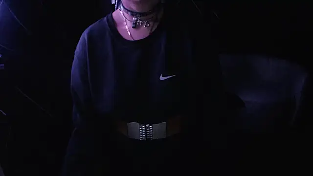 Lili_Gomez_ - PLAY WITH YOUR TONGUE