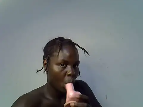 African_qeen1