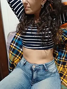 Lupita_sol - Masturbation dildo in pussy