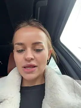 AngelinaTeller - 4 fingers in pussy💋
