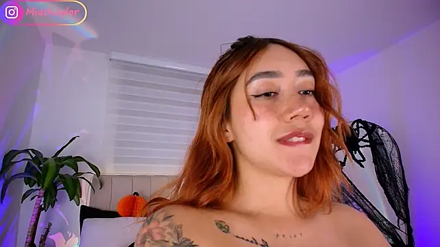 Miathaylor1 - squirt
