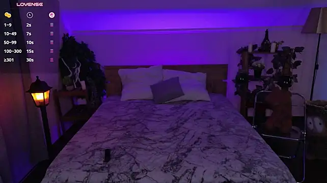 Hayle_Hill - squeeze + slap tits 💜