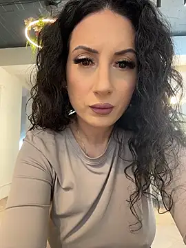 BeckyShineX - Kiss Me With Your Tips 💋