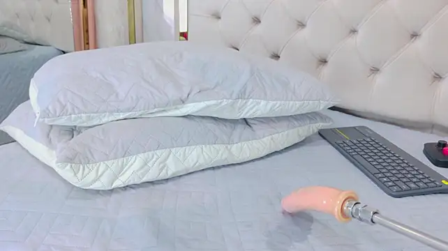 Emaa2_sm - FUCK MACHINE IN ASS