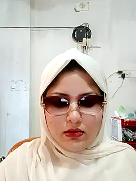Nusrat-N - Full nude