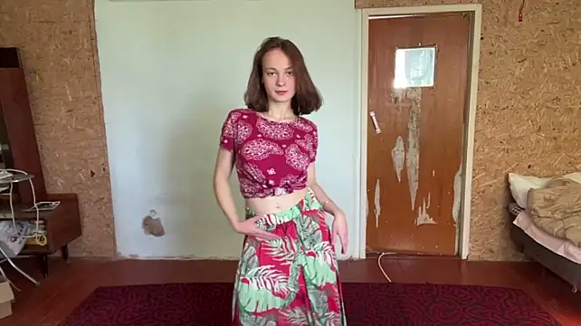 BrittanyLebowitz - Close eye contact