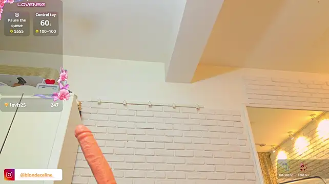 Blonde_Celine - Pussy Play 😺⚡️