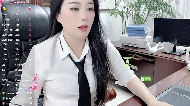 Kaixin-Luckygirl - 抢到目标M腿，控制180秒