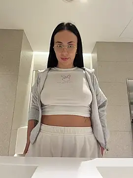 Bunny_Lush - Tease both my holes